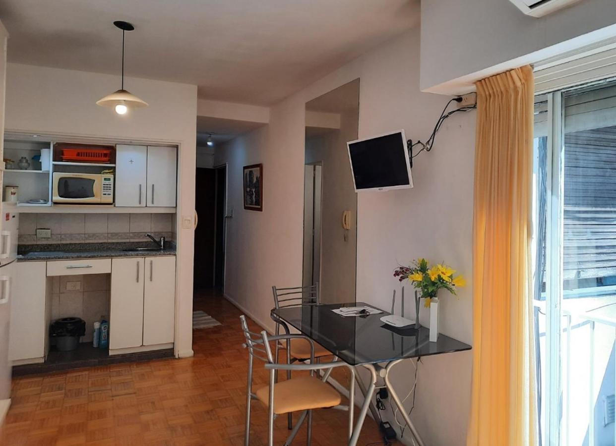 Departamento En El Centro De La Ciudad. Para 2 Personas Buenos Aires Dış mekan fotoğraf